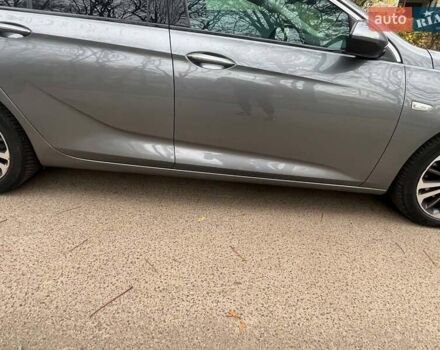 Сірий Опель Інсігнія, об'ємом двигуна 2 л та пробігом 114 тис. км за 22000 $, фото 2 на Automoto.ua