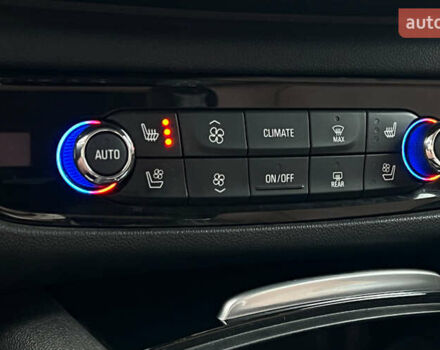 Сірий Опель Інсігнія, об'ємом двигуна 1.96 л та пробігом 113 тис. км за 18700 $, фото 15 на Automoto.ua