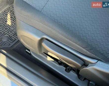 Серый Опель Инсигния, объемом двигателя 1.6 л и пробегом 138 тыс. км за 14990 $, фото 13 на Automoto.ua