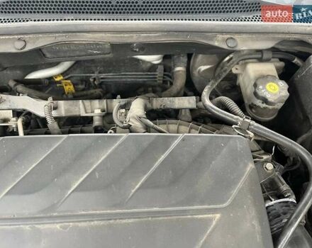 Сірий Опель Інсігнія, об'ємом двигуна 2 л та пробігом 114 тис. км за 22000 $, фото 27 на Automoto.ua