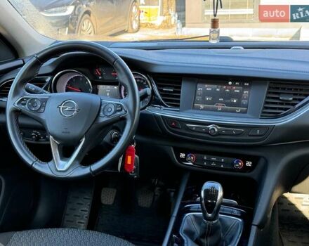 Серый Опель Инсигния, объемом двигателя 1.6 л и пробегом 138 тыс. км за 14990 $, фото 23 на Automoto.ua