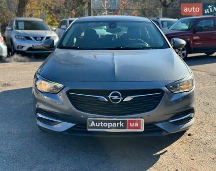 Серый Опель Инсигния, объемом двигателя 1.6 л и пробегом 138 тыс. км за 14990 $, фото 1 на Automoto.ua