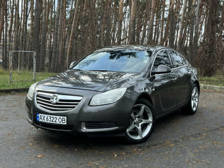 Серый Опель Инсигния, объемом двигателя 2.8 л и пробегом 180 тыс. км за 6500 $, фото 1 на Automoto.ua