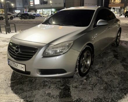 Серый Опель Инсигния, объемом двигателя 2 л и пробегом 344 тыс. км за 6300 $, фото 1 на Automoto.ua
