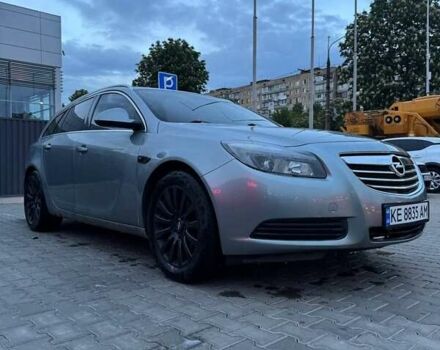 Сірий Опель Інсігнія, об'ємом двигуна 2 л та пробігом 230 тис. км за 7999 $, фото 1 на Automoto.ua