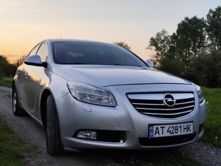 Опель Інсігнія 2009 у Коломые на Automoto.ua Сірий Опель Інсігнія, об'ємом двигуна 2 л та пробігом 199 тис. км за 6199 $, фото 1 на Automoto.ua