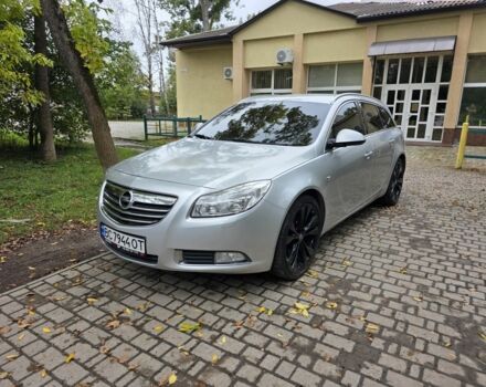 Серый Опель Инсигния, объемом двигателя 2 л и пробегом 239 тыс. км за 5900 $, фото 1 на Automoto.ua