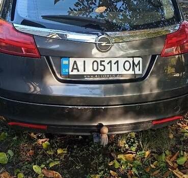 Серый Опель Инсигния, объемом двигателя 1.96 л и пробегом 300 тыс. км за 5700 $, фото 1 на Automoto.ua