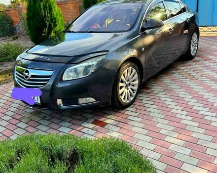 Сірий Опель Інсігнія, об'ємом двигуна 2 л та пробігом 280 тис. км за 7500 $, фото 1 на Automoto.ua