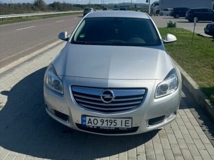 Серый Опель Инсигния, объемом двигателя 1.8 л и пробегом 181 тыс. км за 8000 $, фото 1 на Automoto.ua