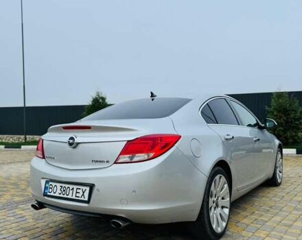 Сірий Опель Інсігнія, об'ємом двигуна 2 л та пробігом 200 тис. км за 8800 $, фото 1 на Automoto.ua