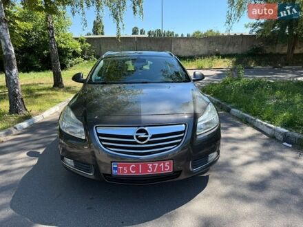 Серый Опель Инсигния, объемом двигателя 1.8 л и пробегом 190 тыс. км за 7450 $, фото 1 на Automoto.ua