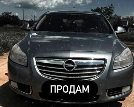 Сірий Опель Інсігнія, об'ємом двигуна 2 л та пробігом 279 тис. км за 7000 $, фото 1 на Automoto.ua