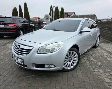 Серый Опель Инсигния, объемом двигателя 2 л и пробегом 239 тыс. км за 5200 $, фото 1 на Automoto.ua