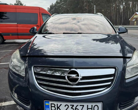 Серый Опель Инсигния, объемом двигателя 1.96 л и пробегом 340 тыс. км за 7000 $, фото 1 на Automoto.ua