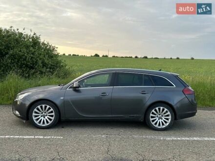 Опель Инсигния 2009 в Львове на Automoto.ua Серый Опель Инсигния, объемом двигателя 1.96 л и пробегом 280 тыс. км за 4550 $, фото 1 на Automoto.ua