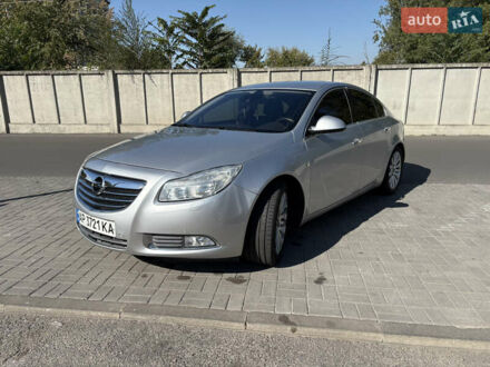 Опель Инсигния 2009 в Запорожье на Automoto.ua Серый Опель Инсигния, объемом двигателя 1.96 л и пробегом 220 тыс. км за 7000 $, фото 1 на Automoto.ua