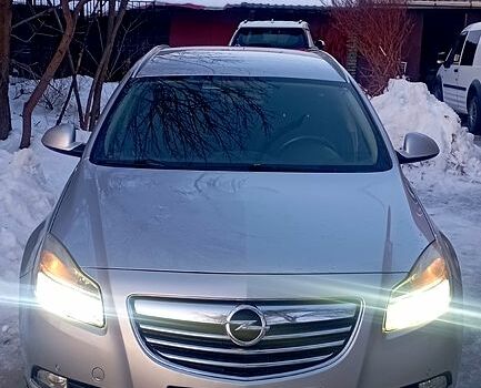 Сірий Опель Інсігнія, об'ємом двигуна 2 л та пробігом 34000 тис. км за 6500 $, фото 1 на Automoto.ua
