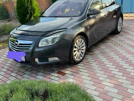 Сірий Опель Інсігнія, об'ємом двигуна 2 л та пробігом 280 тис. км за 7527 $, фото 1 на Automoto.ua