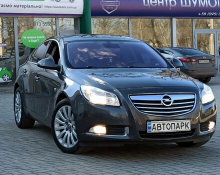 Сірий Опель Інсігнія, об'ємом двигуна 2 л та пробігом 224 тис. км за 8750 $, фото 1 на Automoto.ua