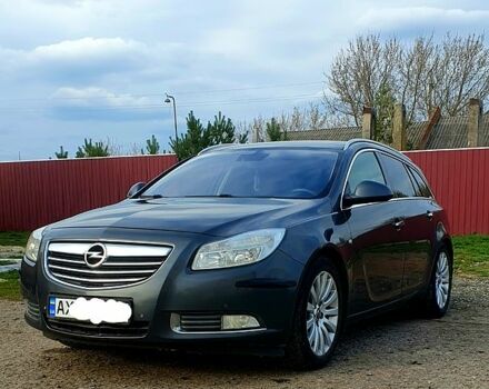 Сірий Опель Інсігнія, об'ємом двигуна 2 л та пробігом 211 тис. км за 7500 $, фото 1 на Automoto.ua