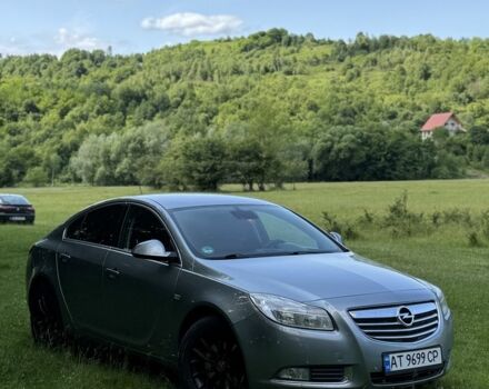 Сірий Опель Інсігнія, об'ємом двигуна 2 л та пробігом 270 тис. км за 6650 $, фото 1 на Automoto.ua
