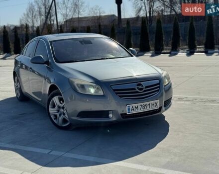 Сірий Опель Інсігнія, об'ємом двигуна 2 л та пробігом 270 тис. км за 6200 $, фото 1 на Automoto.ua