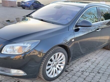 Серый Опель Инсигния, объемом двигателя 2 л и пробегом 321 тыс. км за 7100 $, фото 1 на Automoto.ua