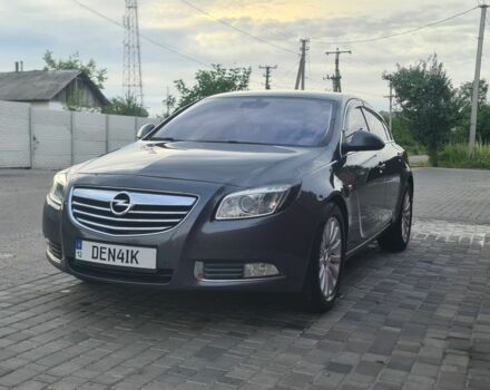 Сірий Опель Інсігнія, об'ємом двигуна 2 л та пробігом 216 тис. км за 10592 $, фото 1 на Automoto.ua
