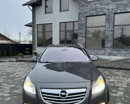 Серый Опель Инсигния, объемом двигателя 2 л и пробегом 275 тыс. км за 5199 $, фото 1 на Automoto.ua