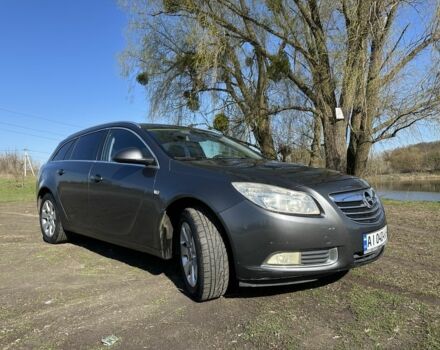 Серый Опель Инсигния, объемом двигателя 2 л и пробегом 231 тыс. км за 5950 $, фото 1 на Automoto.ua