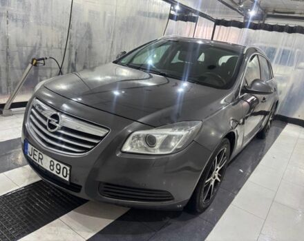 Серый Опель Инсигния, объемом двигателя 2 л и пробегом 250 тыс. км за 3900 $, фото 1 на Automoto.ua