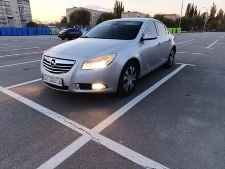 Сірий Опель Інсігнія, об'ємом двигуна 2 л та пробігом 330 тис. км за 7000 $, фото 1 на Automoto.ua