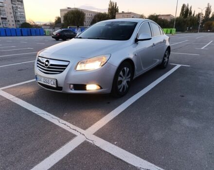 Сірий Опель Інсігнія, об'ємом двигуна 2 л та пробігом 330 тис. км за 7000 $, фото 1 на Automoto.ua