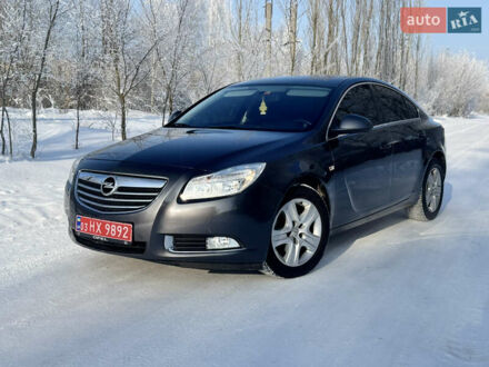 Серый Опель Инсигния, объемом двигателя 1.8 л и пробегом 102 тыс. км за 7799 $, фото 1 на Automoto.ua