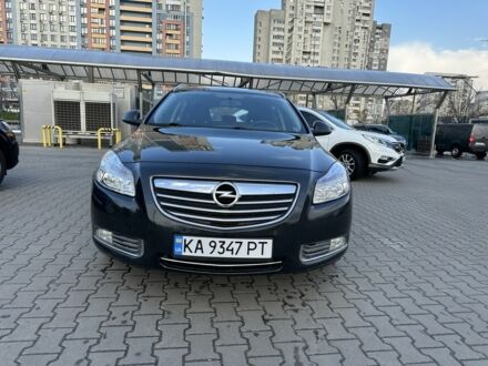 Серый Опель Инсигния, объемом двигателя 2 л и пробегом 329 тыс. км за 8200 $, фото 1 на Automoto.ua