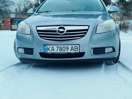 Сірий Опель Інсігнія, об'ємом двигуна 2 л та пробігом 333 тис. км за 6500 $, фото 1 на Automoto.ua