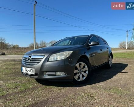 Серый Опель Инсигния, объемом двигателя 2 л и пробегом 231 тыс. км за 5950 $, фото 1 на Automoto.ua