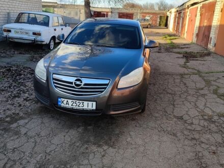 Сірий Опель Інсігнія, об'ємом двигуна 2 л та пробігом 280 тис. км за 7200 $, фото 1 на Automoto.ua