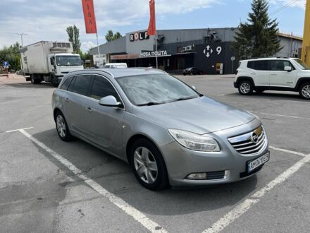 Сірий Опель Інсігнія, об'ємом двигуна 0 л та пробігом 310 тис. км за 5499 $, фото 1 на Automoto.ua