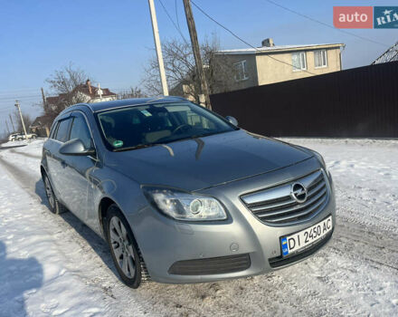 Серый Опель Инсигния, объемом двигателя 1.96 л и пробегом 298 тыс. км за 8200 $, фото 1 на Automoto.ua