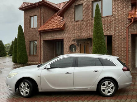 Серый Опель Инсигния, объемом двигателя 1.96 л и пробегом 160 тыс. км за 8500 $, фото 1 на Automoto.ua