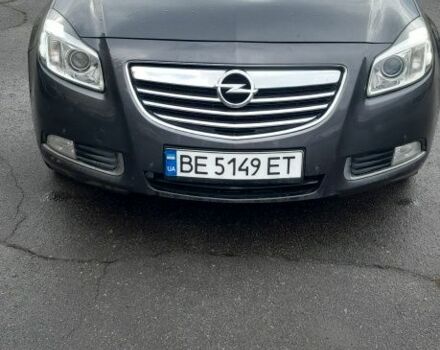 Сірий Опель Інсігнія, об'ємом двигуна 2 л та пробігом 270 тис. км за 7600 $, фото 1 на Automoto.ua