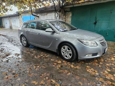 Сірий Опель Інсігнія, об'ємом двигуна 2 л та пробігом 210 тис. км за 7000 $, фото 1 на Automoto.ua