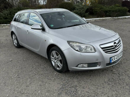 Серый Опель Инсигния, объемом двигателя 2 л и пробегом 260 тыс. км за 6700 $, фото 1 на Automoto.ua