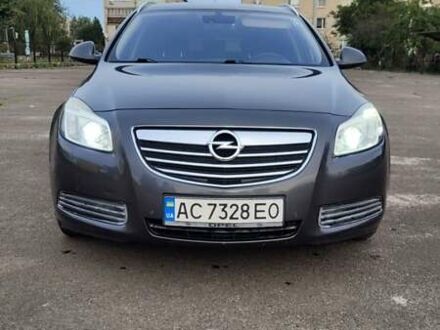 Серый Опель Инсигния, объемом двигателя 1.96 л и пробегом 307 тыс. км за 6500 $, фото 1 на Automoto.ua