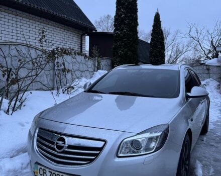 Серый Опель Инсигния, объемом двигателя 2 л и пробегом 206 тыс. км за 4700 $, фото 1 на Automoto.ua