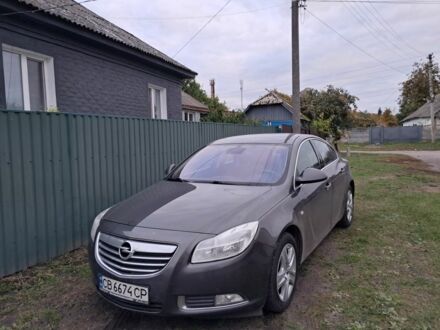 Сірий Опель Інсігнія, об'ємом двигуна 2 л та пробігом 300 тис. км за 6300 $, фото 1 на Automoto.ua