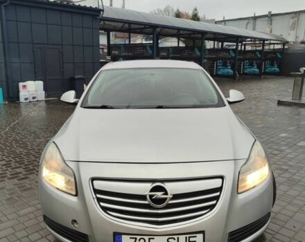 Серый Опель Инсигния, объемом двигателя 2 л и пробегом 275 тыс. км за 3600 $, фото 1 на Automoto.ua