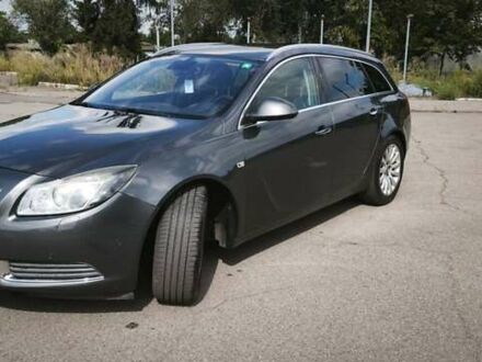 Серый Опель Инсигния, объемом двигателя 1.96 л и пробегом 265 тыс. км за 8800 $, фото 1 на Automoto.ua